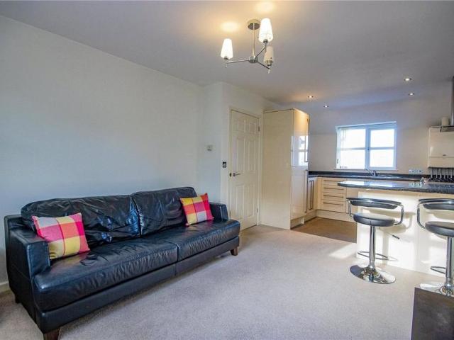 Apartment for rent in Rodbourne, Swindon