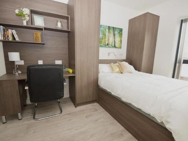 Apartment for rent in Park Central, Birmingham