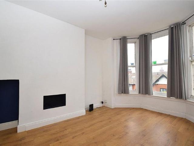 Apartment for rent in South Cliff, Kepwick