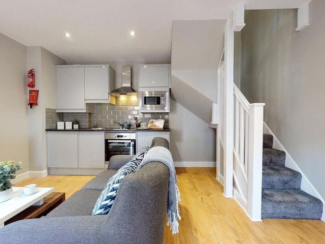 Apartment for rent in Woodhouse, West Yorkshire