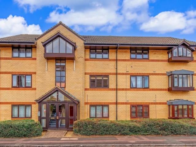 Flat for rent in New Langford, Evershot