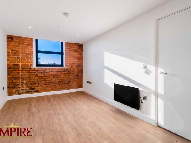 Apartment for rent in Beamhurst, Staffordshire