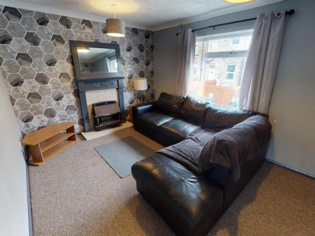 Apartment for rent in Allerton, West Yorkshire