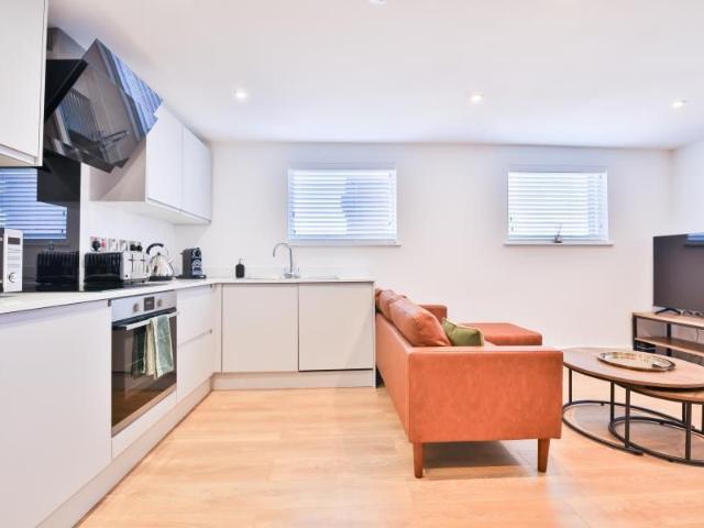 Apartment for rent in Spike Island, Feckenham