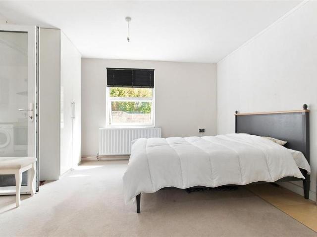 Apartment for rent in Greater London