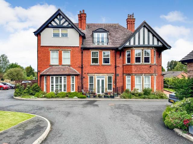 Flat for rent in Telford