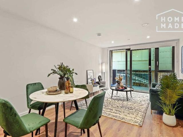 Apartment for rent in Calcot, West Berkshire