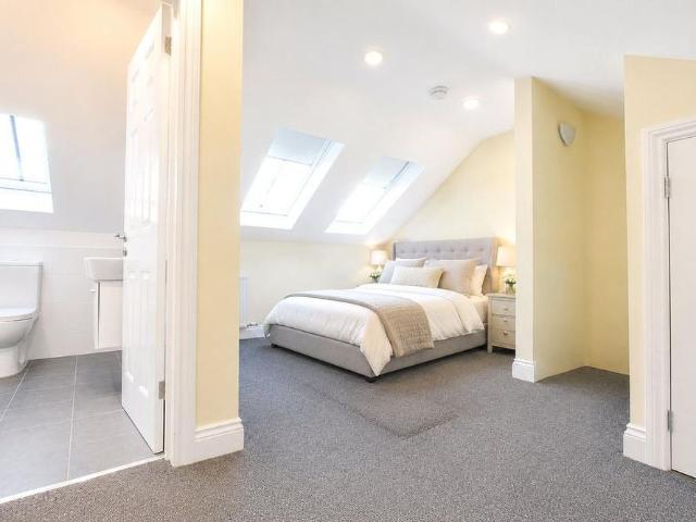 Apartment for rent in Strood