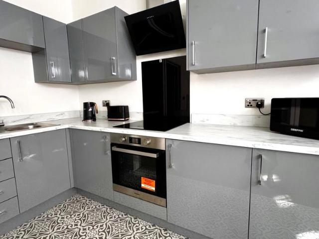 Flat for rent in Sutton Hill, Telford