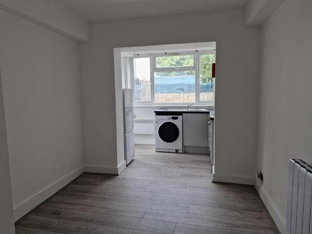 Studio for rent in Friern Barnet, Greater London