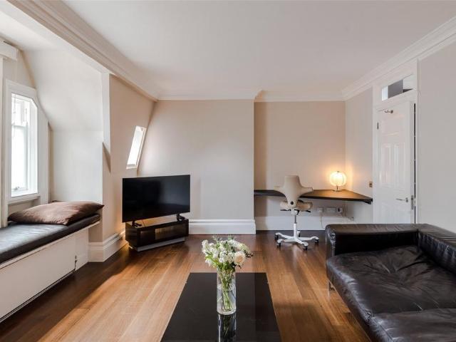 Flat for rent in East Marylebone, Marylebone