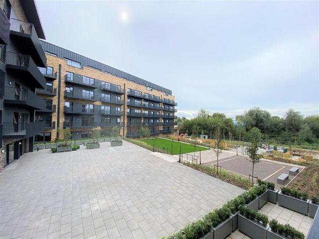 Flat for rent in Repton Manor, Bridgefield