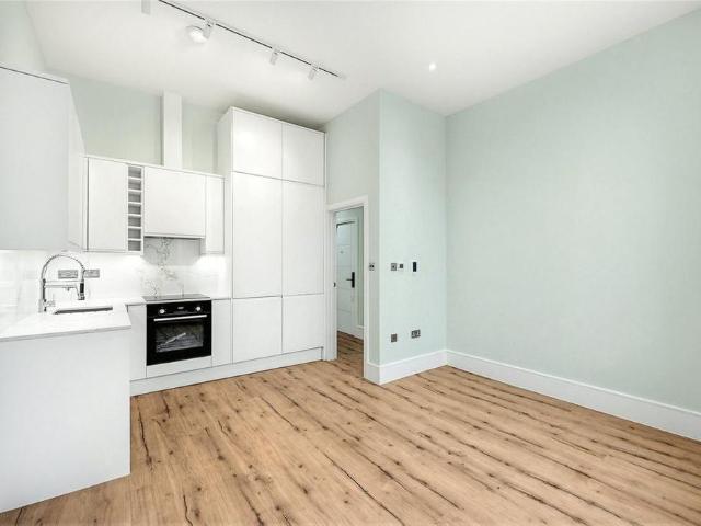 Apartment for rent in Brook Green, Isle Of Man