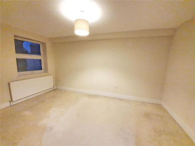 Apartment for rent in Red Hill, Surrey