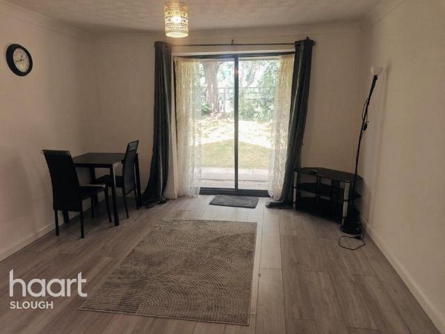 Apartment for rent in Slough