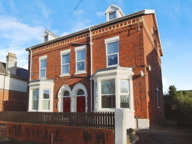 Flat for rent in Ashton-on-Ribble, Higher Bartle
