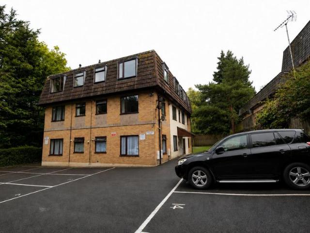 Flat for rent in West Cliff, Bournemouth