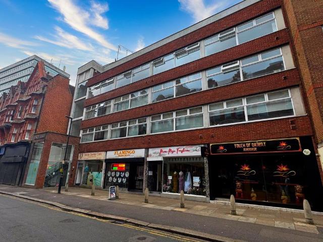 Flat for rent in Reading