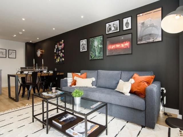 Flat for rent in Falcon Lodge, Wales