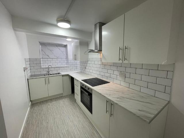 Flat for rent in Treherbert, Rhondda