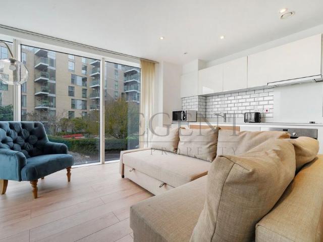 Flat for rent in Stamford Hill, Greater London