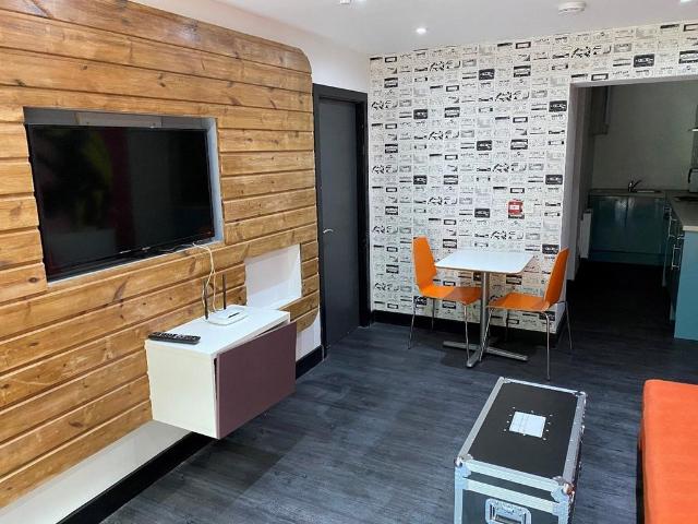 Flat for rent in Huddersfield, West Yorkshire