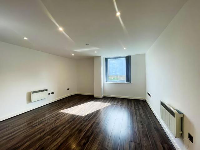 Apartment for rent in Riverdene, Priest Down