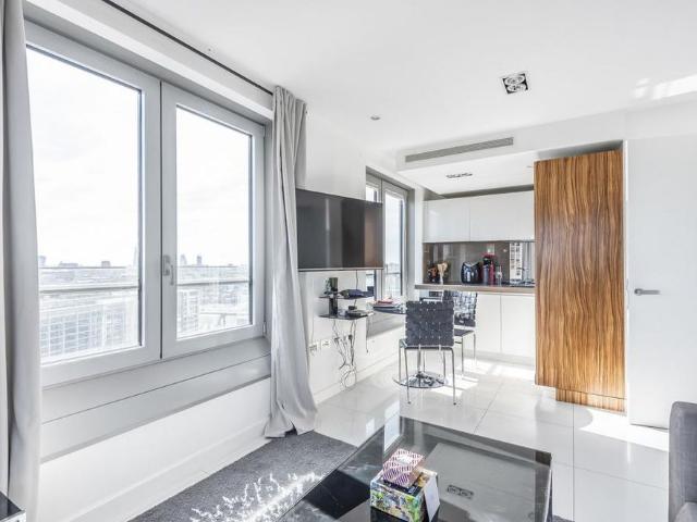 Apartment for rent in Fitzrovia, Greater London