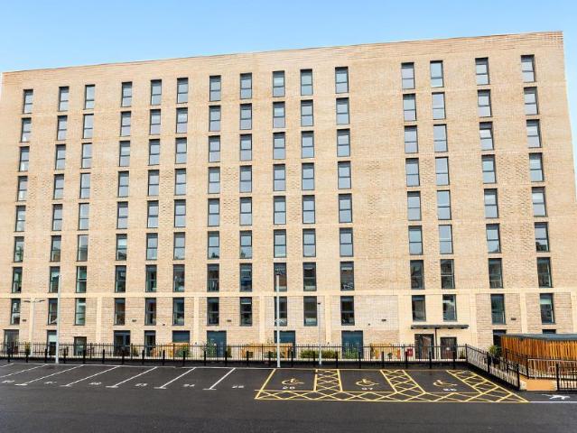 Flat for rent in Boothtown, Halifax