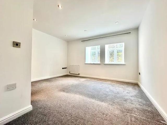 Apartment for rent in Horsforth Vale, Leeds