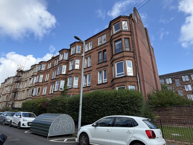Apartment for rent in The Drives, Dennistoun