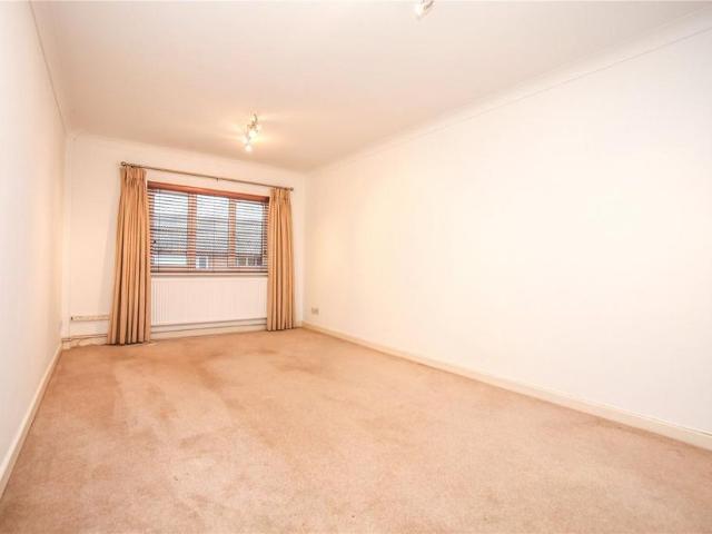 Apartment for rent in Alstone, Cheltenham
