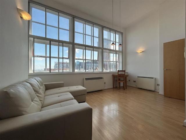 Apartment for rent in Lee Bank, Greater Manchester