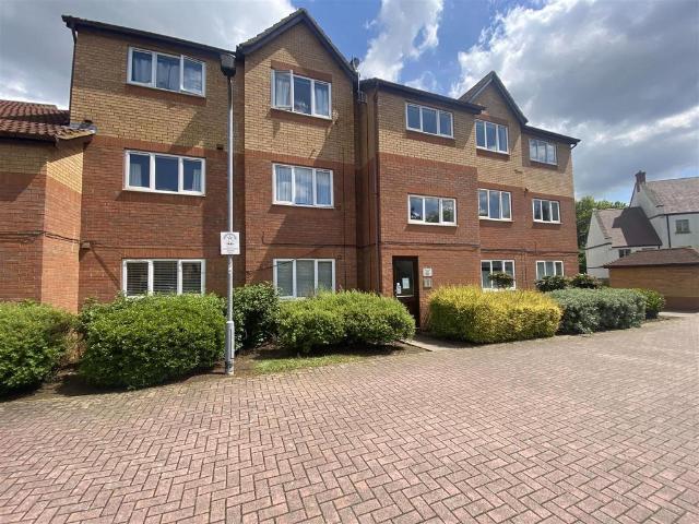 Flat for rent in St Crispin's, Upton