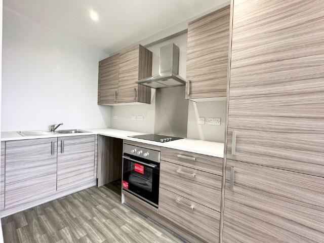 Apartment for rent in Woolshops, Calderdale