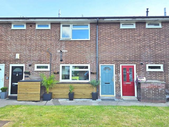 Flat for rent in Waterloo, Compstall