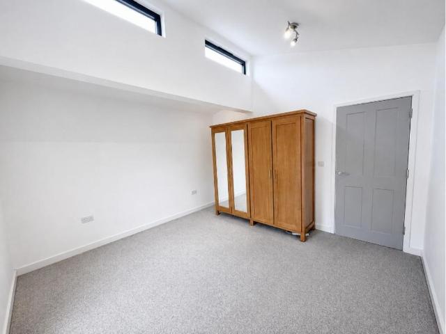 Apartment for rent in Dawlish, Bridford
