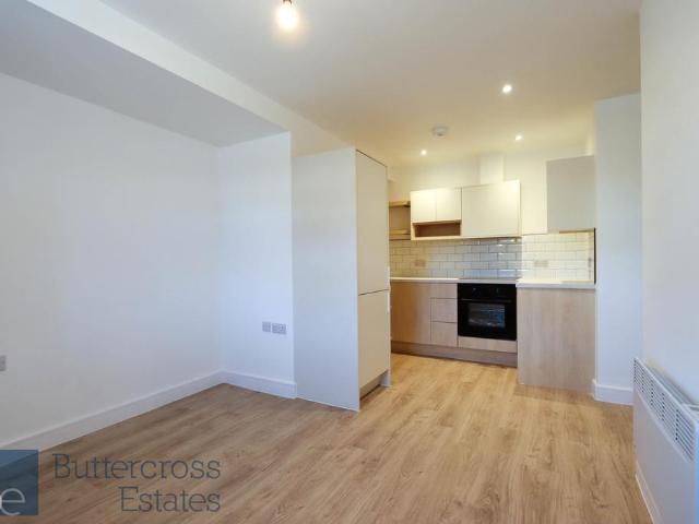 Flat for rent in Alverton, East Midlands