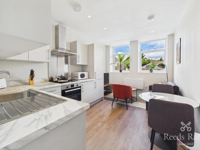 Flat for rent in Highroad Well, Sowerby Bridge