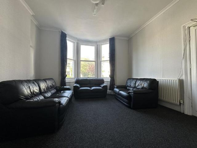 Apartment for rent in Sydenham, Green Close