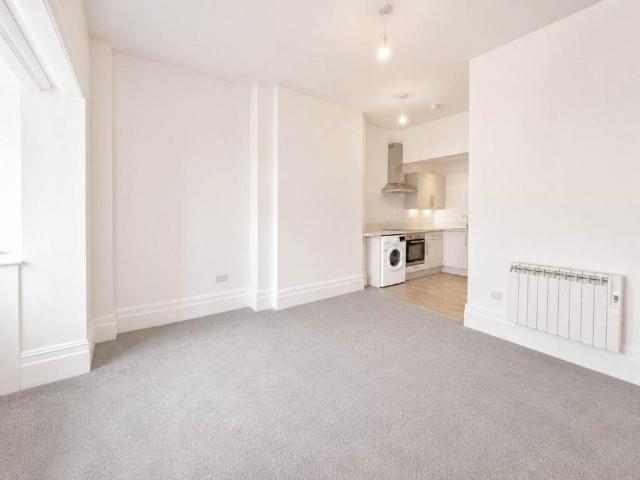 Apartment for rent in Eastbourne, East Sussex