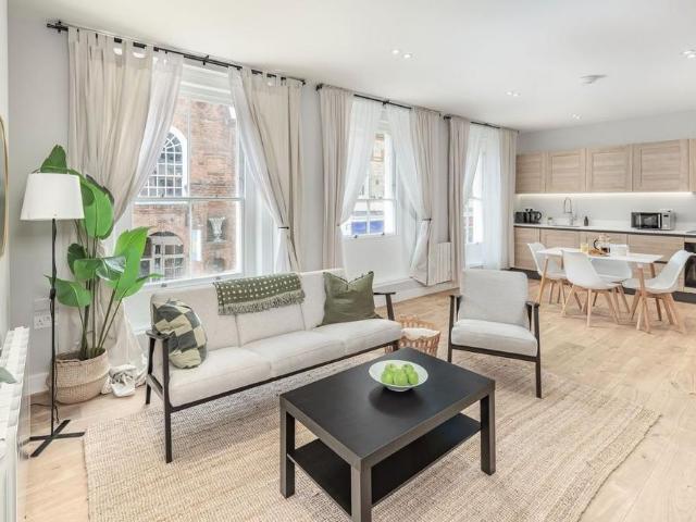 Apartment for rent in Fole, Surrey