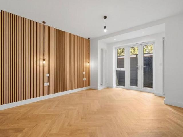 Apartment for rent in Alton Barnes, Essex
