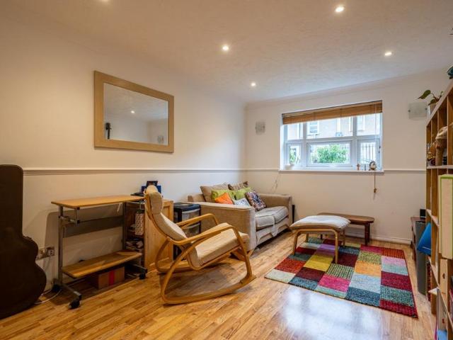 Apartment for rent in Gravesend, Gravesham