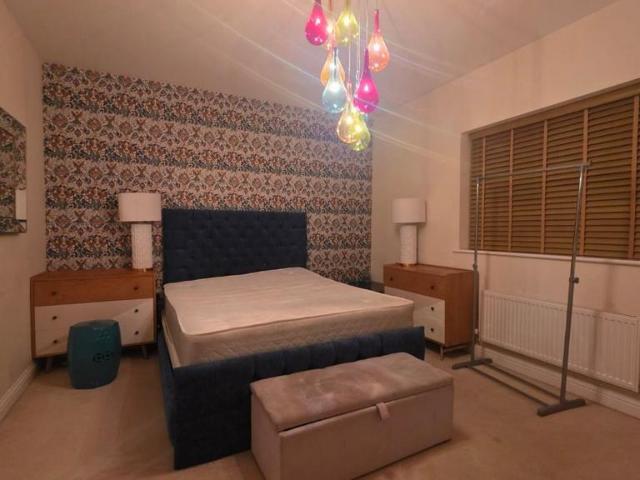 Flat for rent in Marks Gate, Greater London