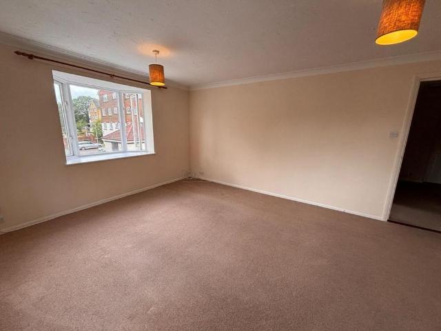 Apartment for rent in Red Hill, Surrey