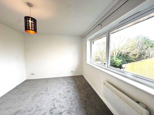 Apartment for rent in London Borough of Croydon, Cat Hill
