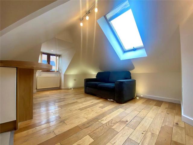 Flat for rent in Greater London