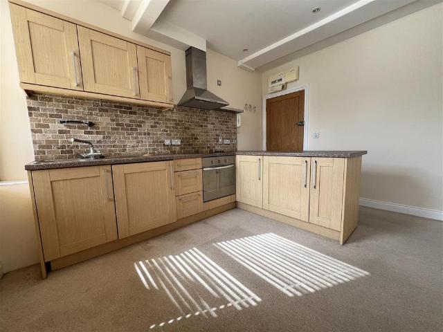Flat for rent in Stanford On Avon, Leicestershire
