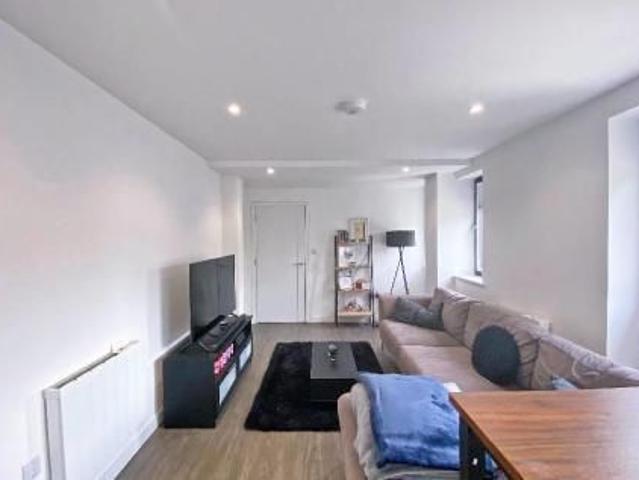 Apartment for rent in Fleet, Hart